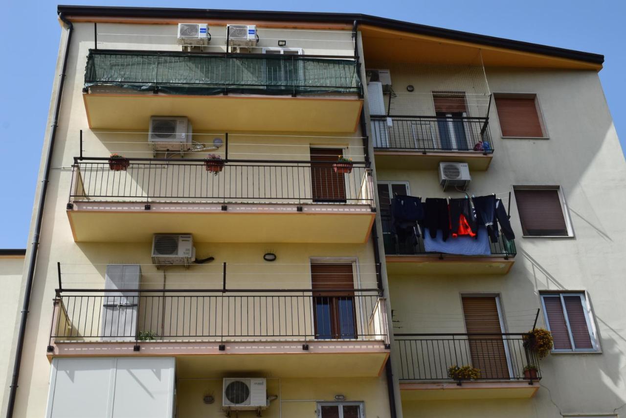 Domus Silva Apartment Matera Bagian luar foto